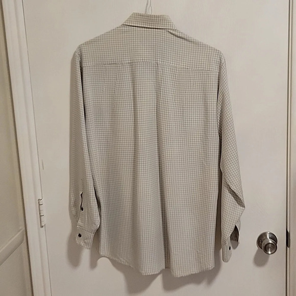 Greg Norman Men's Button Down Dress Shirt Size Medium - Picture 4 of 5